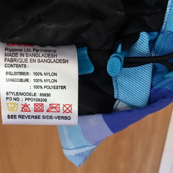 Powder Room Ski/Snowboarding Jacket - Picture 7 of 8